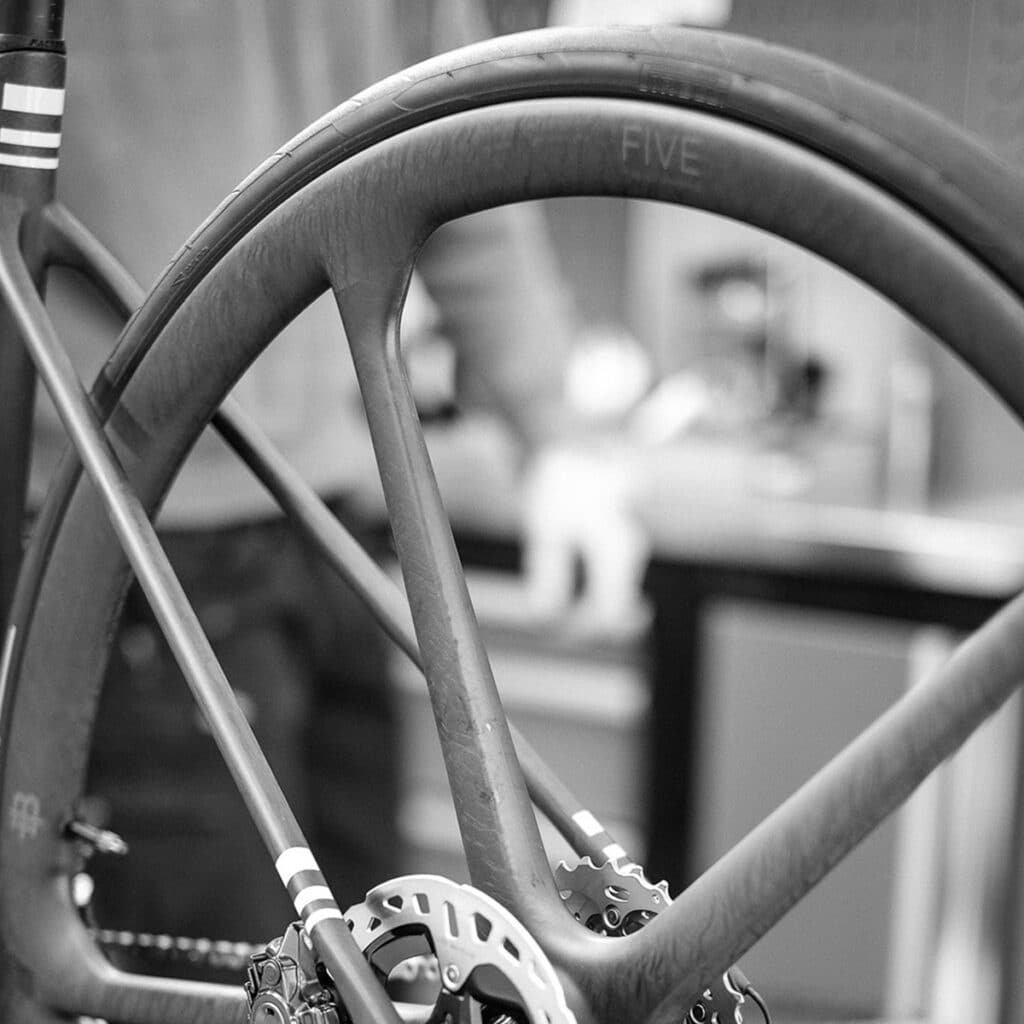 Black Inc Wheels Buyer’s Guide Vires Velo