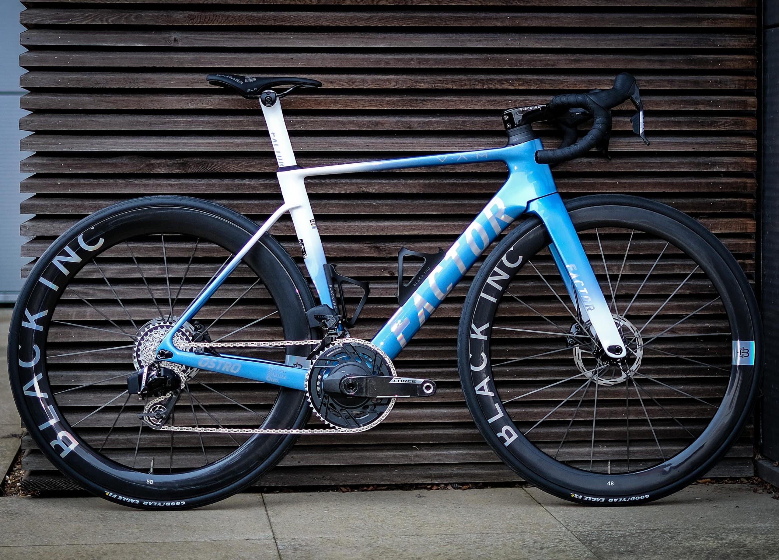 Ostro VAM Prisma - Celestial Blue White Chrome